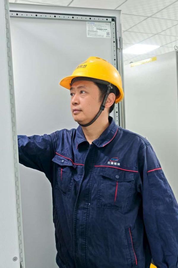 1767774933211573.jpg 6-陈智_副本.jpg